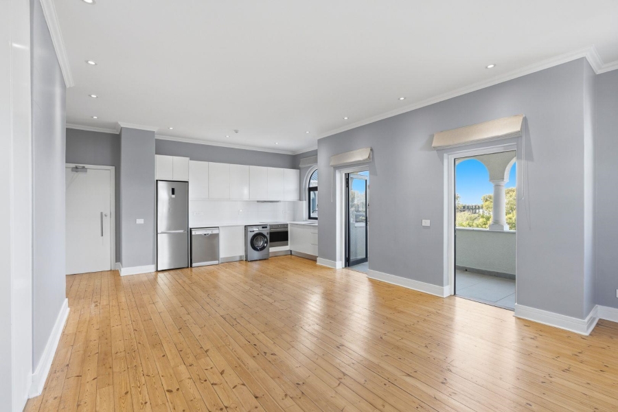 2 Bedroom Property for Sale in Green Point Western Cape